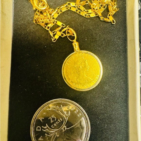 K24 Japan Solid Gold Coin Pendant 4.2g - Picture 4 of 13